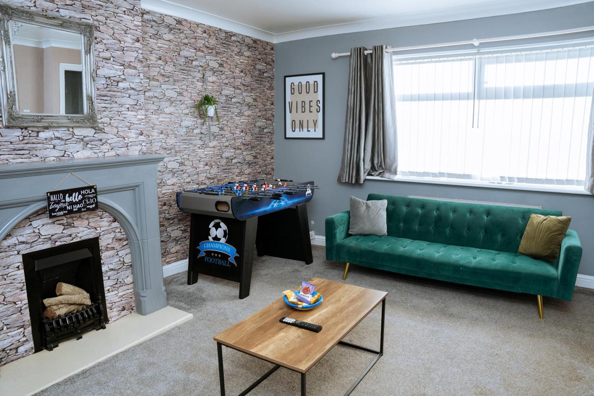 Modern 3Bed Home With Hot Tub Leeds  Exterior photo